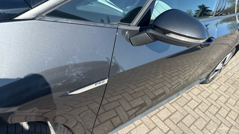 Volkswagen ID.3 150kW Max Pro Performance 58kWh 5dr Auto Electric Hatchback